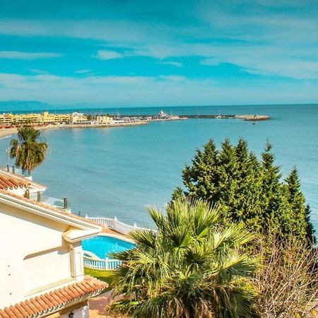 Piso Bonito En La Primera Linea De La Playa Con Vistas Al Mar En Benalmadena Exterior photo